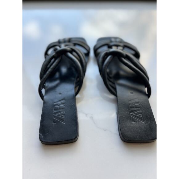 Zara Woman’s Black‎ Tube Leather Flat Sandals size 6 NWT - Picture 7 of 10